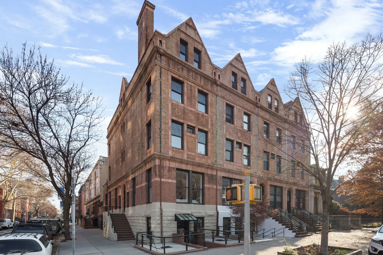 215_Clinton_Avenue_TH_HIGH RES_0001_preview.jpeg