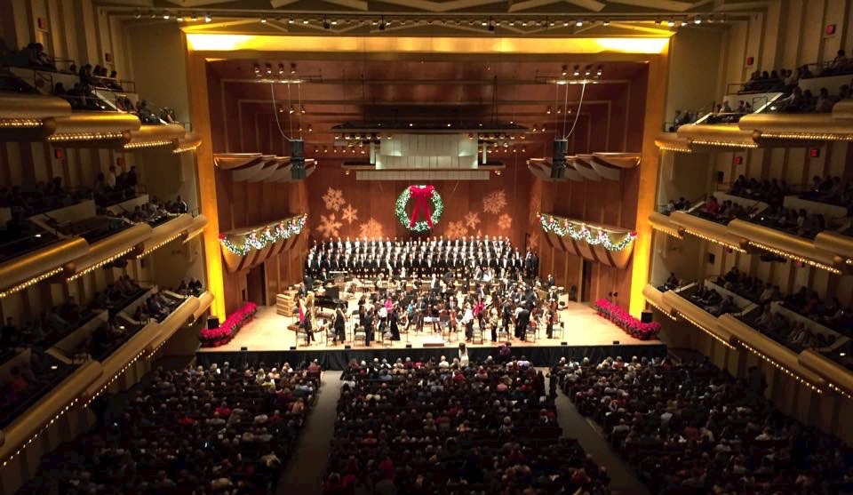 New York CIty Gay Men's Chorus with the New York Philharmonic Orchestra, Avery Fisher Hall, December 2015