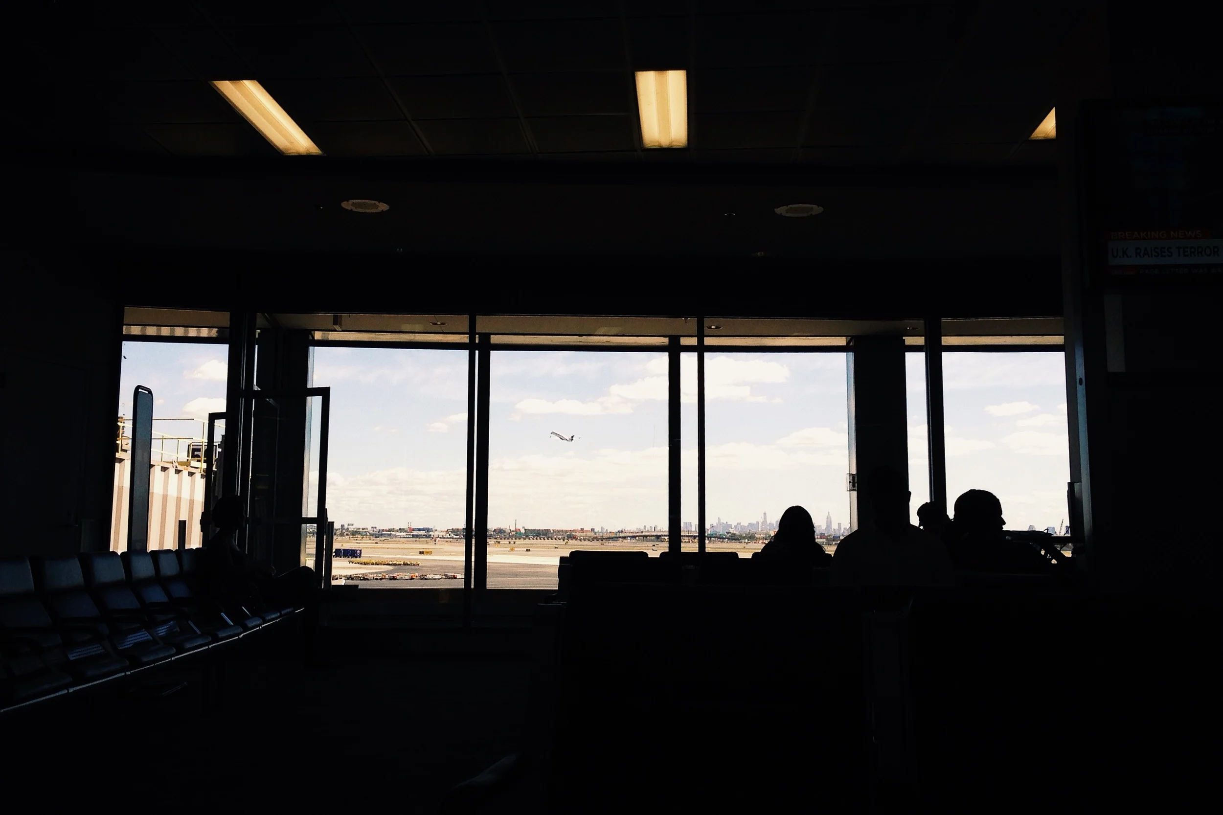  NEWARK 