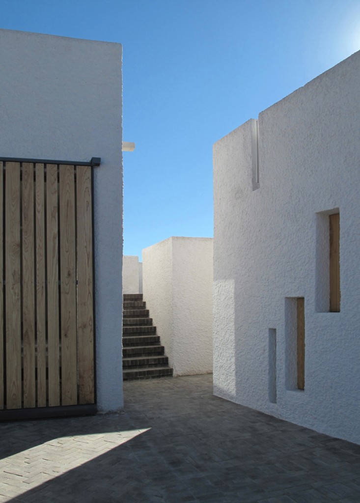 Swartberg-House-by-Openstudio-Architects-Great-Karoo-South-Africa-Remodelista-20.jpg