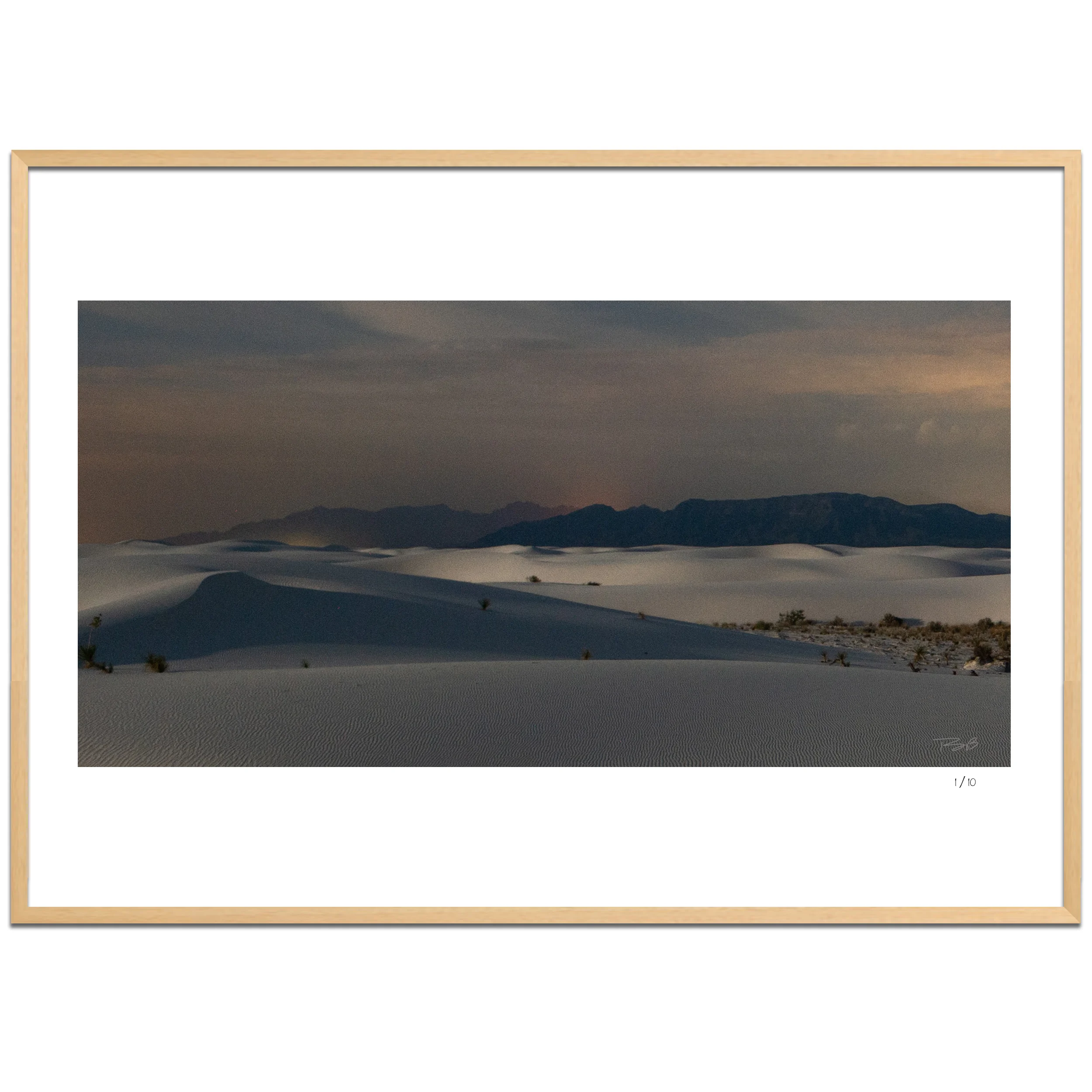 whitesands_midnight_frame.jpg