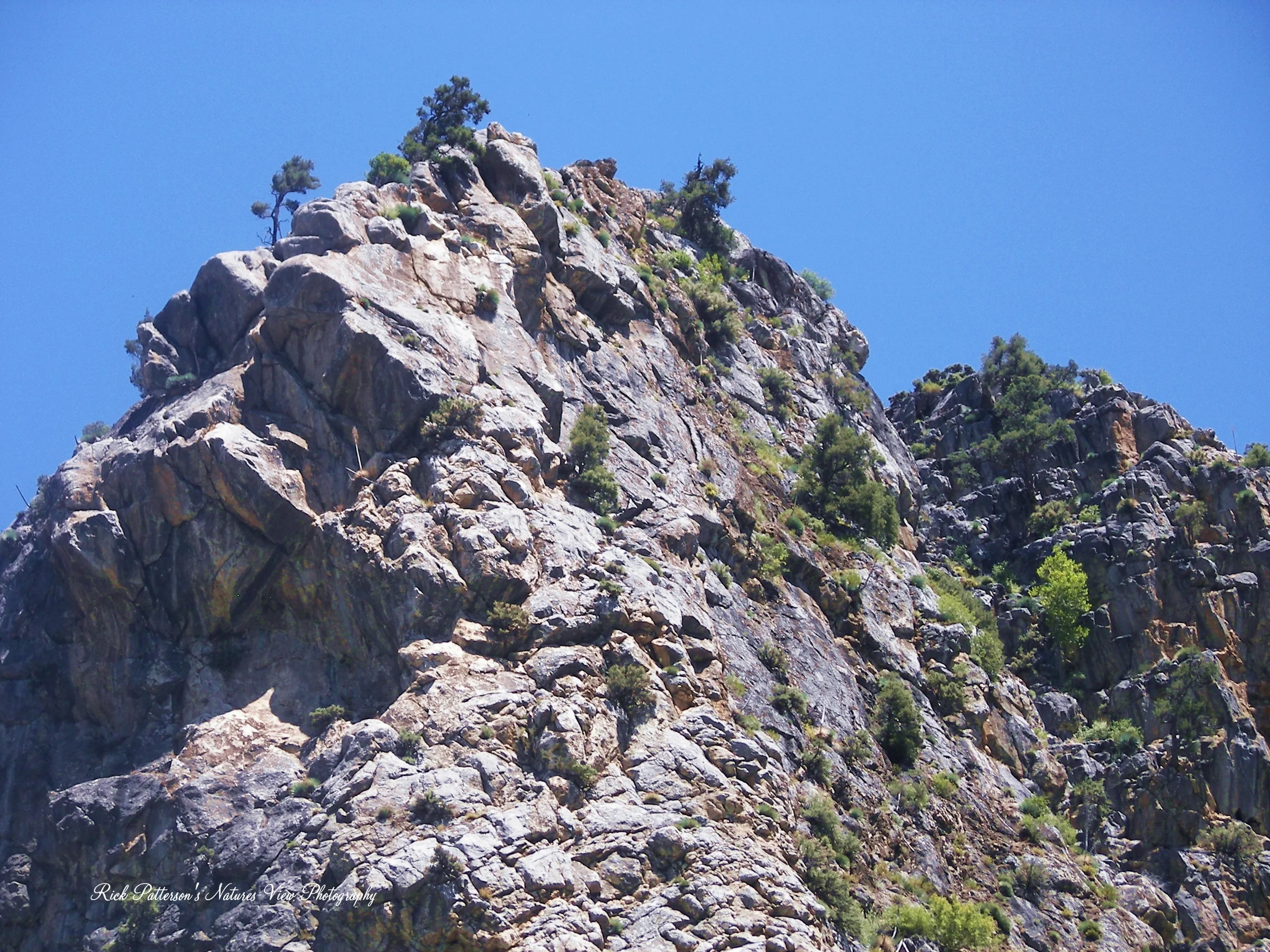 An incredible peak near Kings Canyon