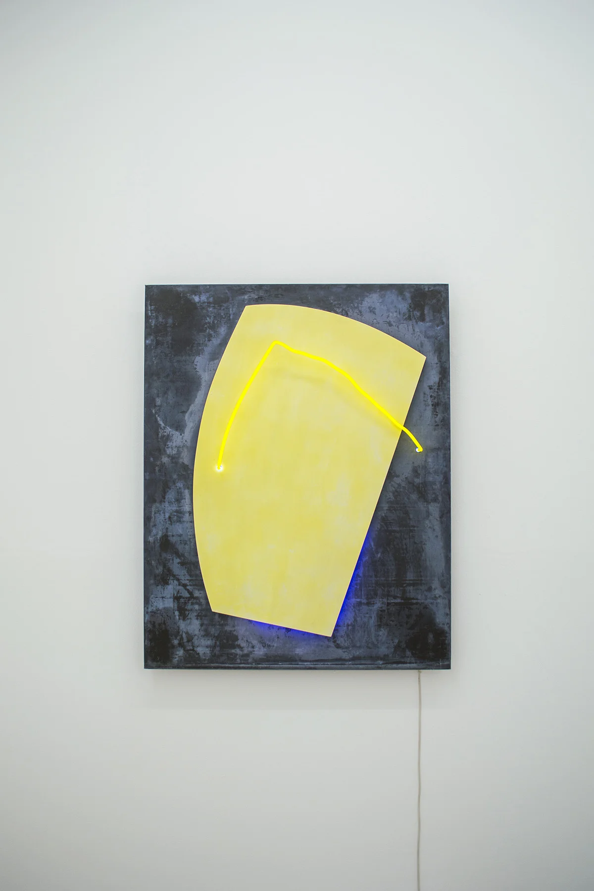 Plumbum Jaune 1988 126 x 100 x 13 cm Neon light, lead, and wood