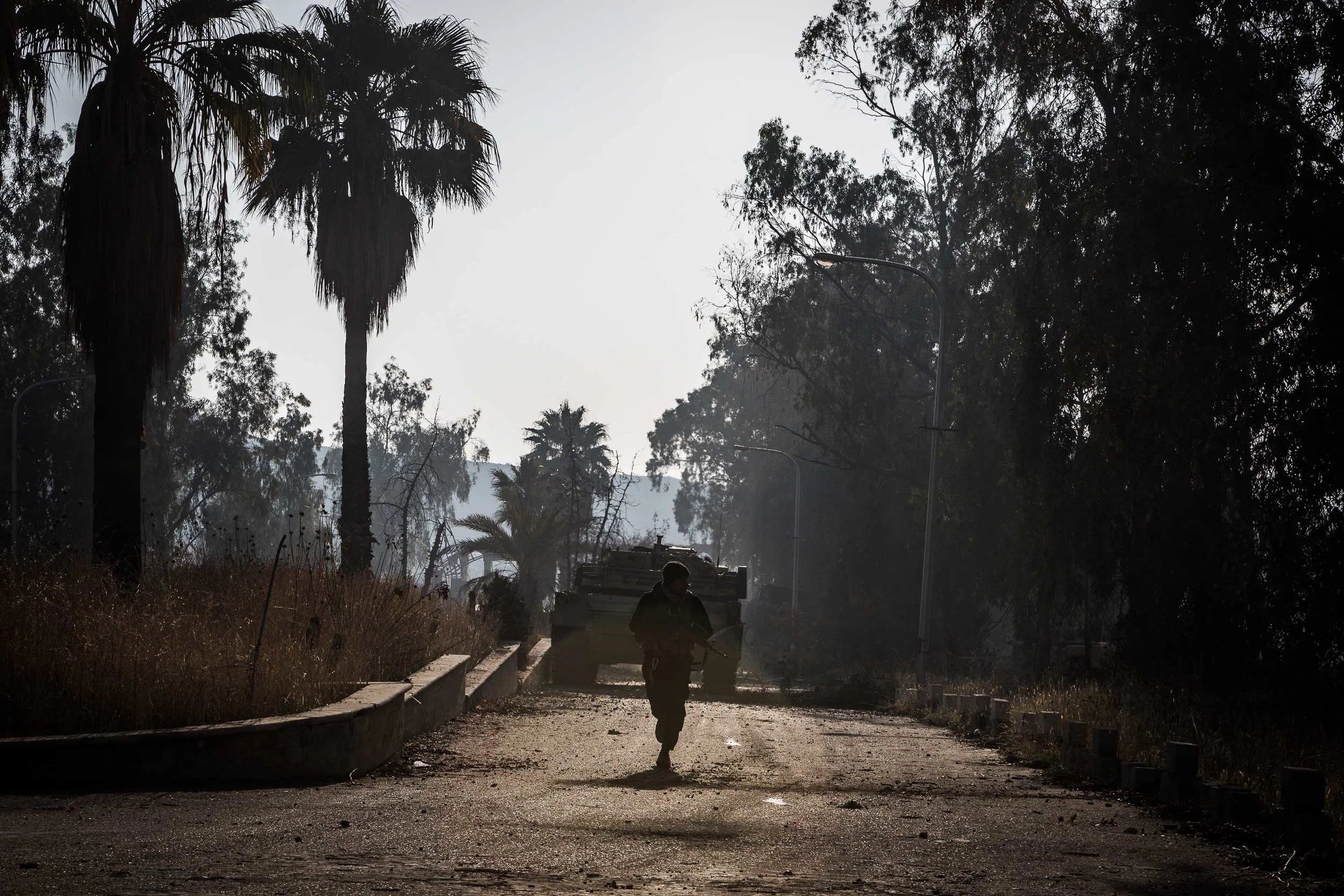 Iraqi counter-terrorism forces enter Mosul University, Iraq’s second largest campus, January 14, 2017.