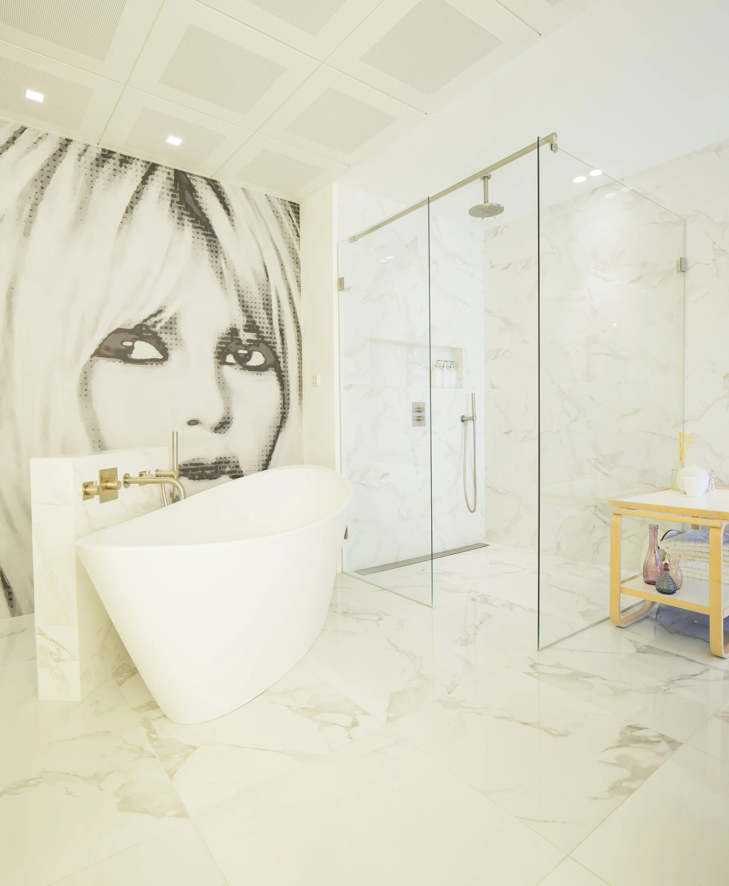 20160519_GA_ZS_bathroom TUB.jpg