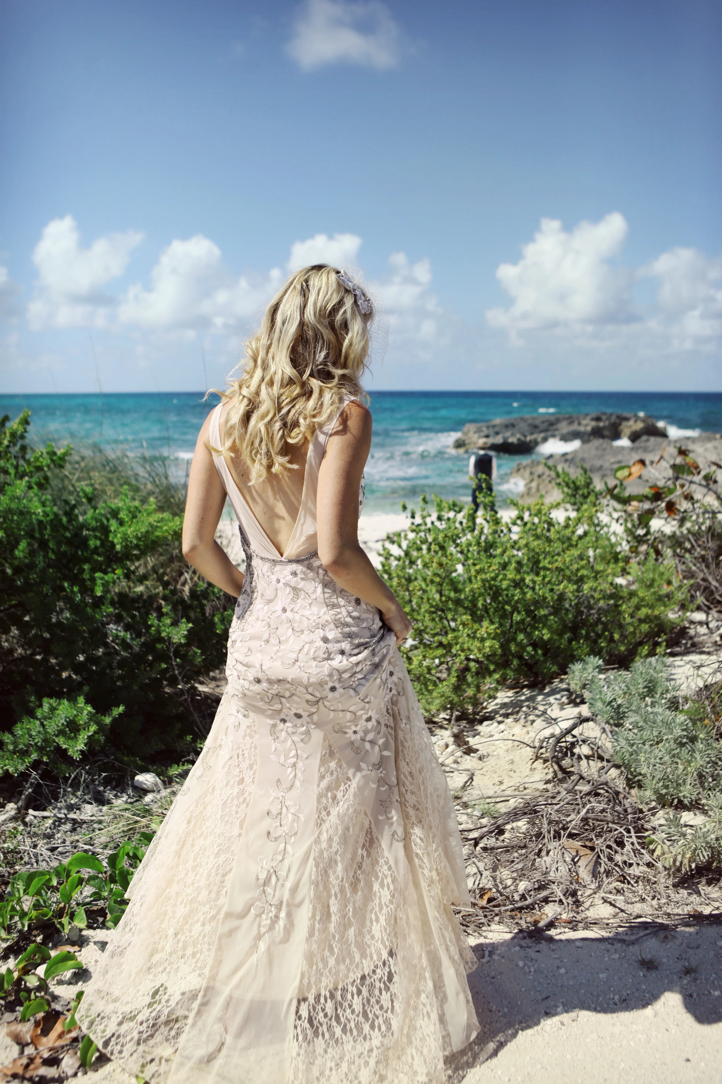 TRAVEL-LIFESTYLE-EDITORIAL-ELEUTHERA-BAHAMAS-AMANDAJULCA-1.jpg
