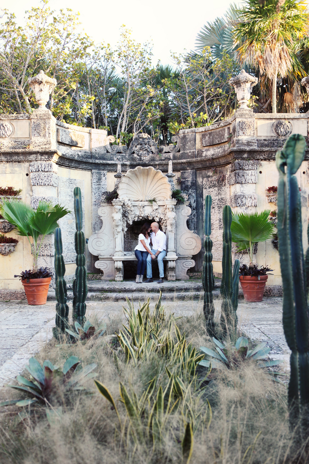 VIZCAYA-MIAMI-ENGAGEMENT-LIFESTYLE-WEDDING-SOUTHFLORIDAPHOTOGRAPHER-AMANDAJULCA-05.JPG