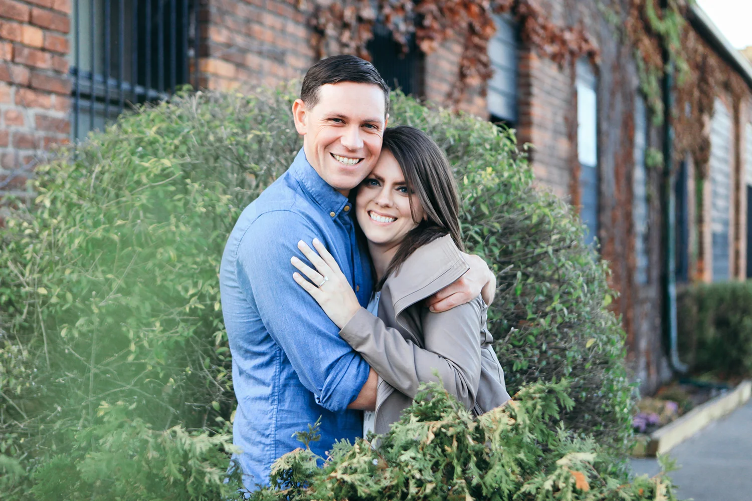 TONEYWEDDING-CLEVELAND-THEFLATS-ENGAGEMENT-AMANDAJULCA-13.jpg
