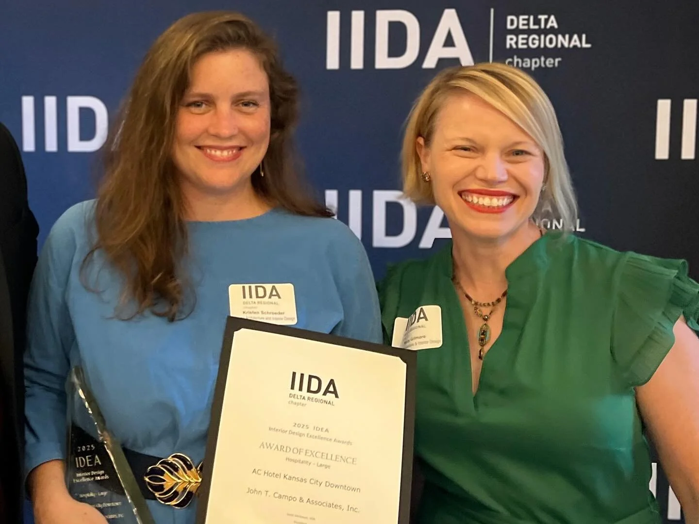 The AC Hotel Kansas City Downtown keeps finding itself in the spotlight! ✨
 
Another win, making it four and counting. 🏆
 
This time it’s the 𝙄𝙣𝙩𝙚𝙧𝙞𝙤𝙧 𝘿𝙚𝙨𝙞𝙜𝙣 𝙀𝙭𝙘𝙚𝙡𝙡𝙚𝙣𝙘𝙚 𝘼𝙬𝙖𝙧𝙙 𝙛𝙤𝙧 𝙃𝙤𝙨𝙥𝙞𝙩𝙖𝙡𝙞𝙩𝙮 (Large).