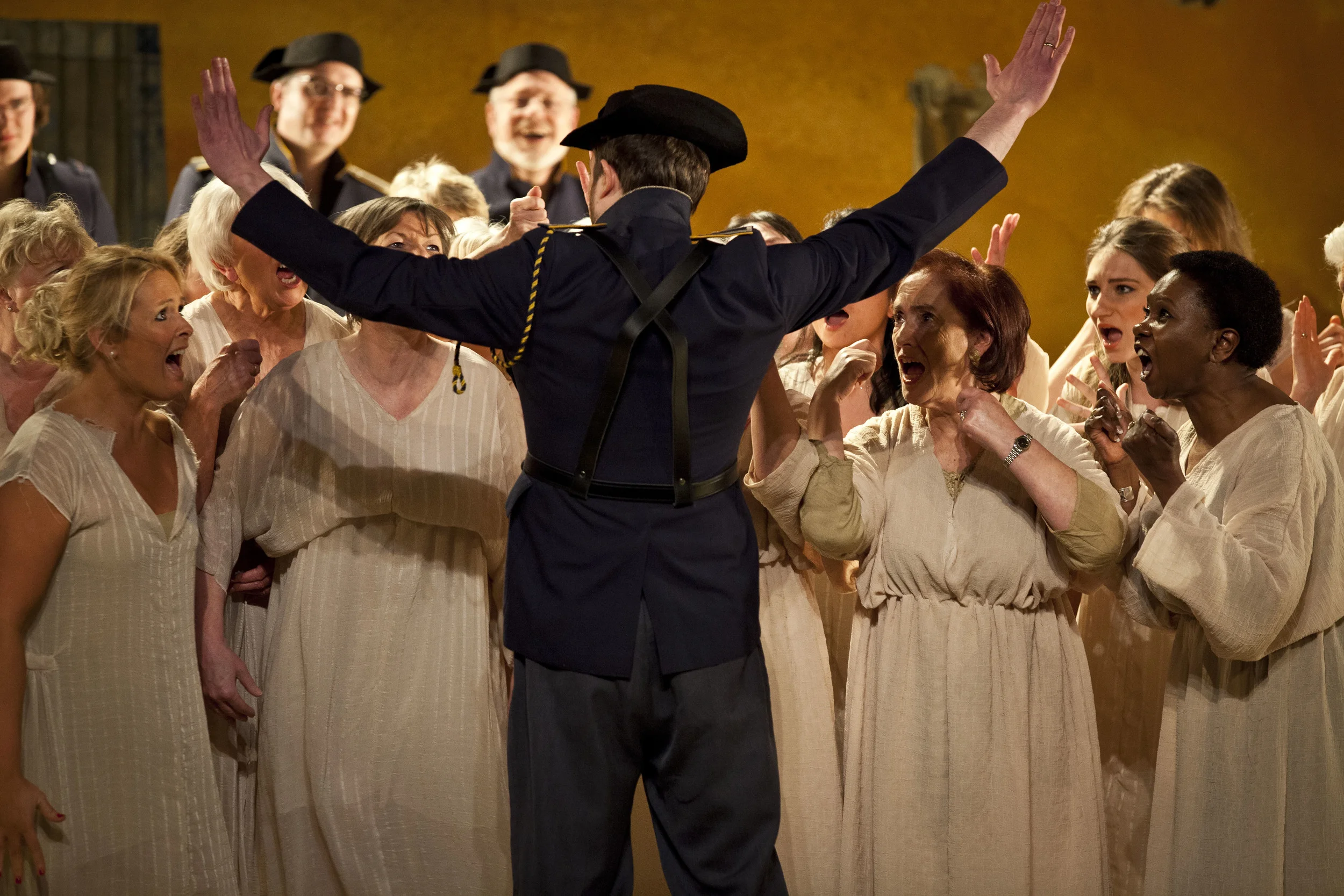 CARMEN_RIVERSIDE OPERA_HN_034.jpg