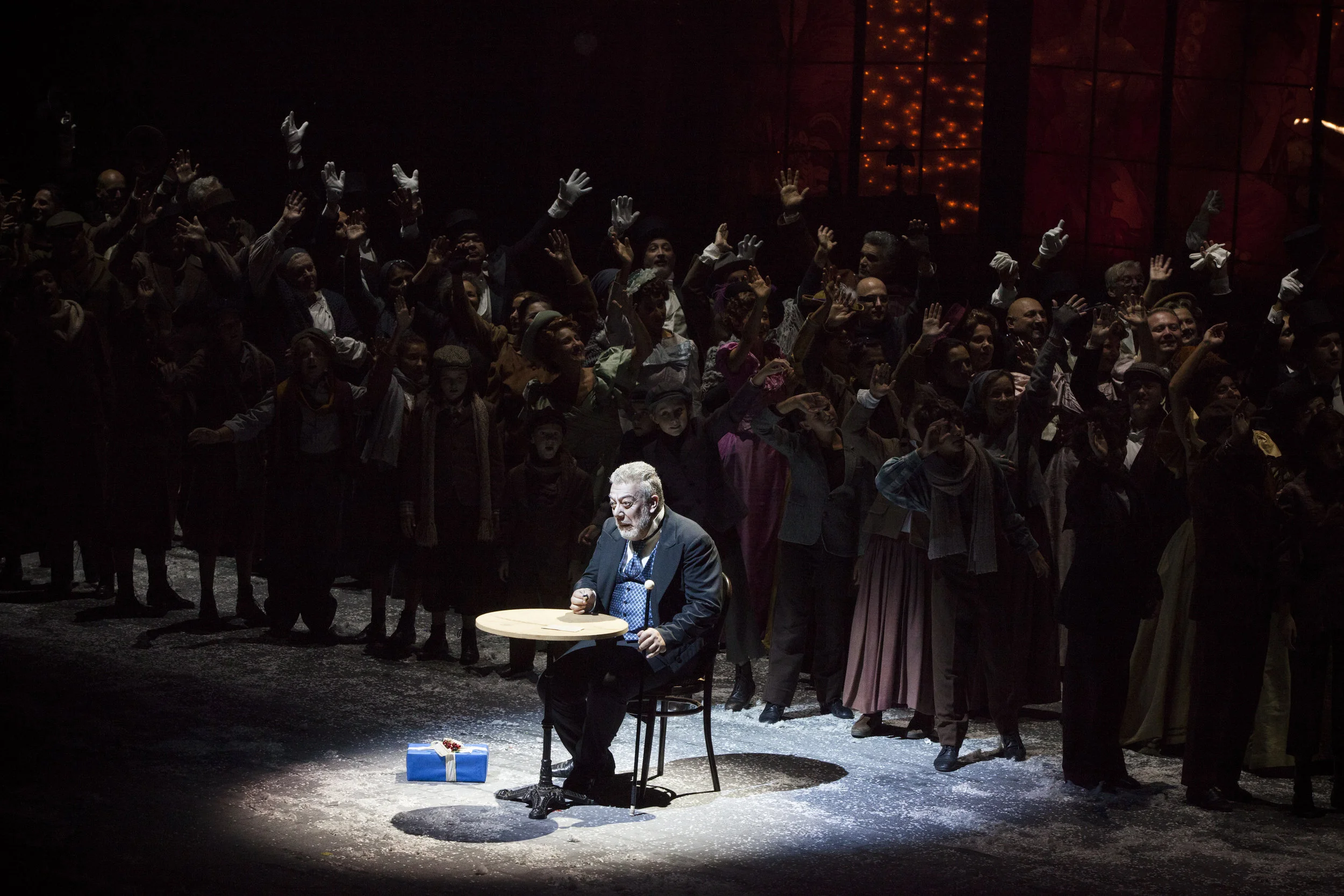 La bohéme (prima) (27) © Pietro Paolini - TerraProject - Contrasto.jpg