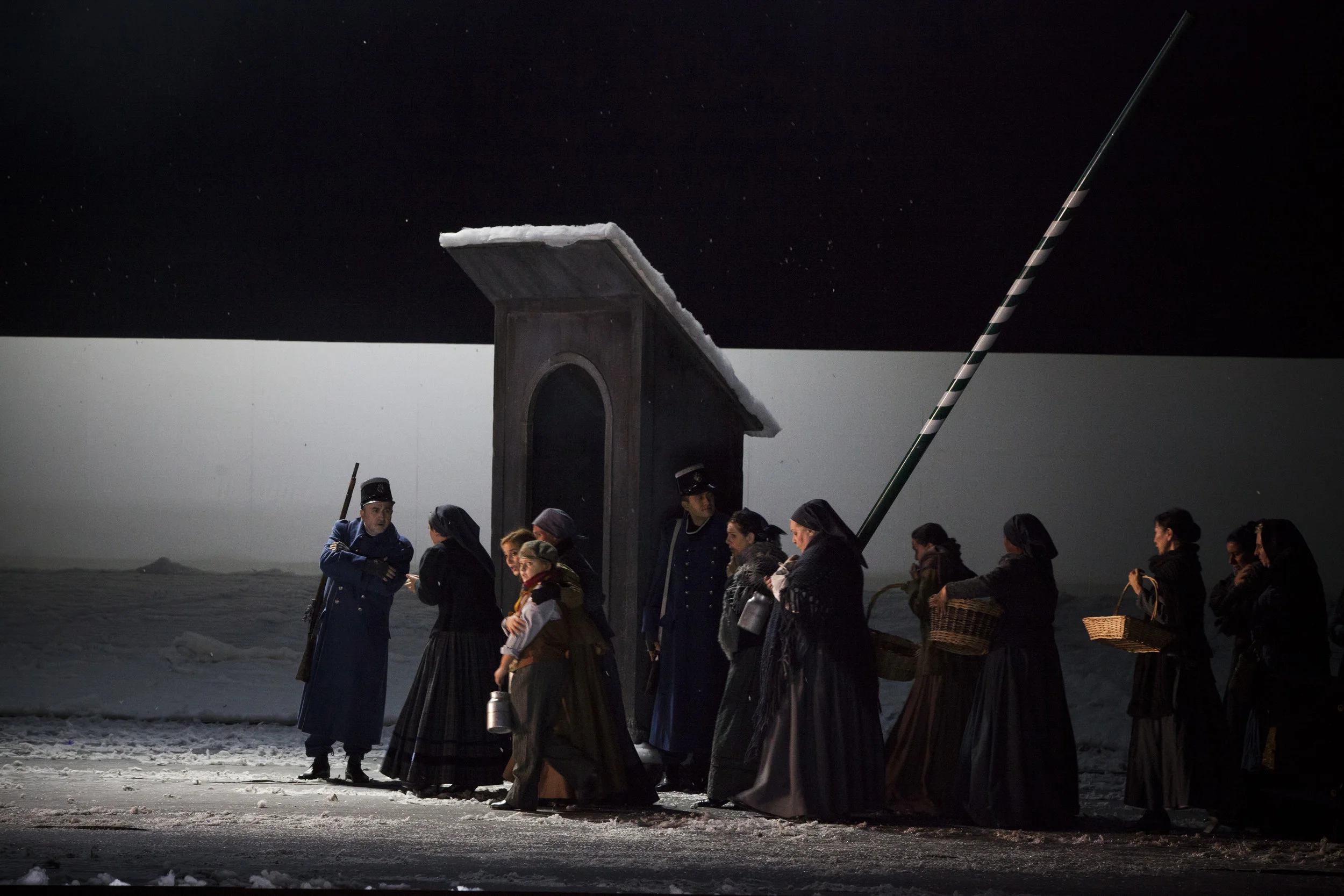 La bohéme (prova generale) (29) © Pietro Paolini - TerraProject - Contrasto.jpg