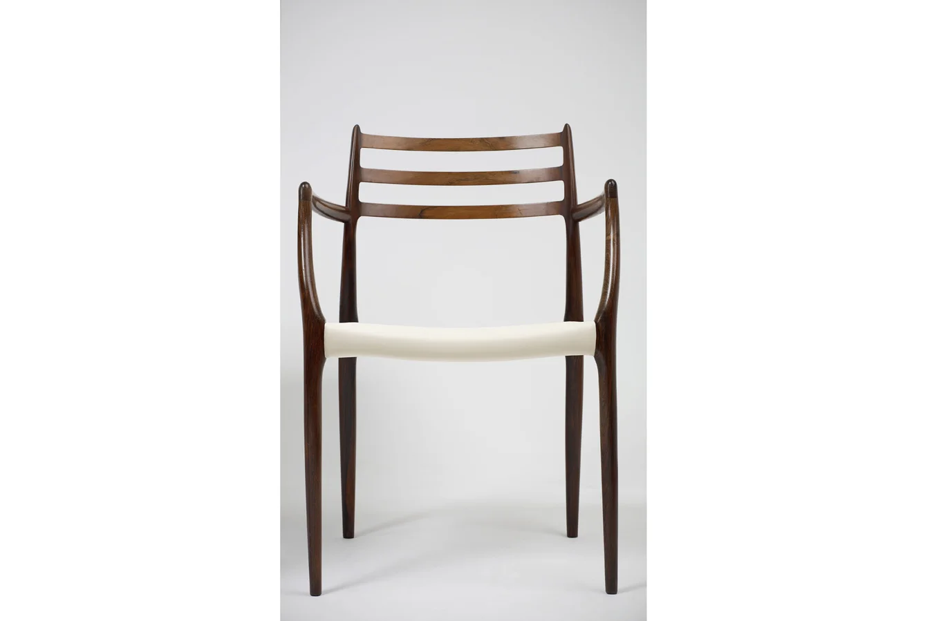 chair nom62c_gallery_block.jpg