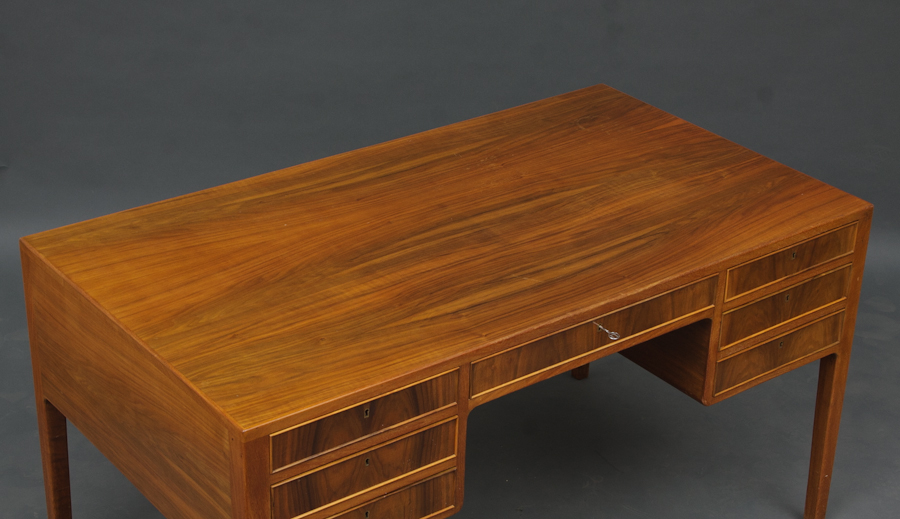 11 danish vintage walnut desk 75x140x78cm p3.jpg
