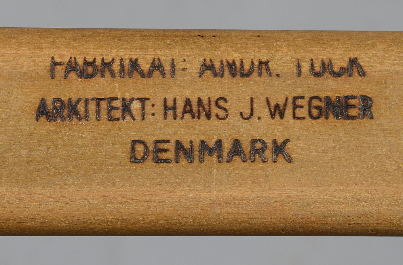 Hans Wegner model AT310 by Andreas Tuck H. 72 cm. L. 160 -240 cm. B. 86 cm. p1 solid teak top oak frame p8.jpg