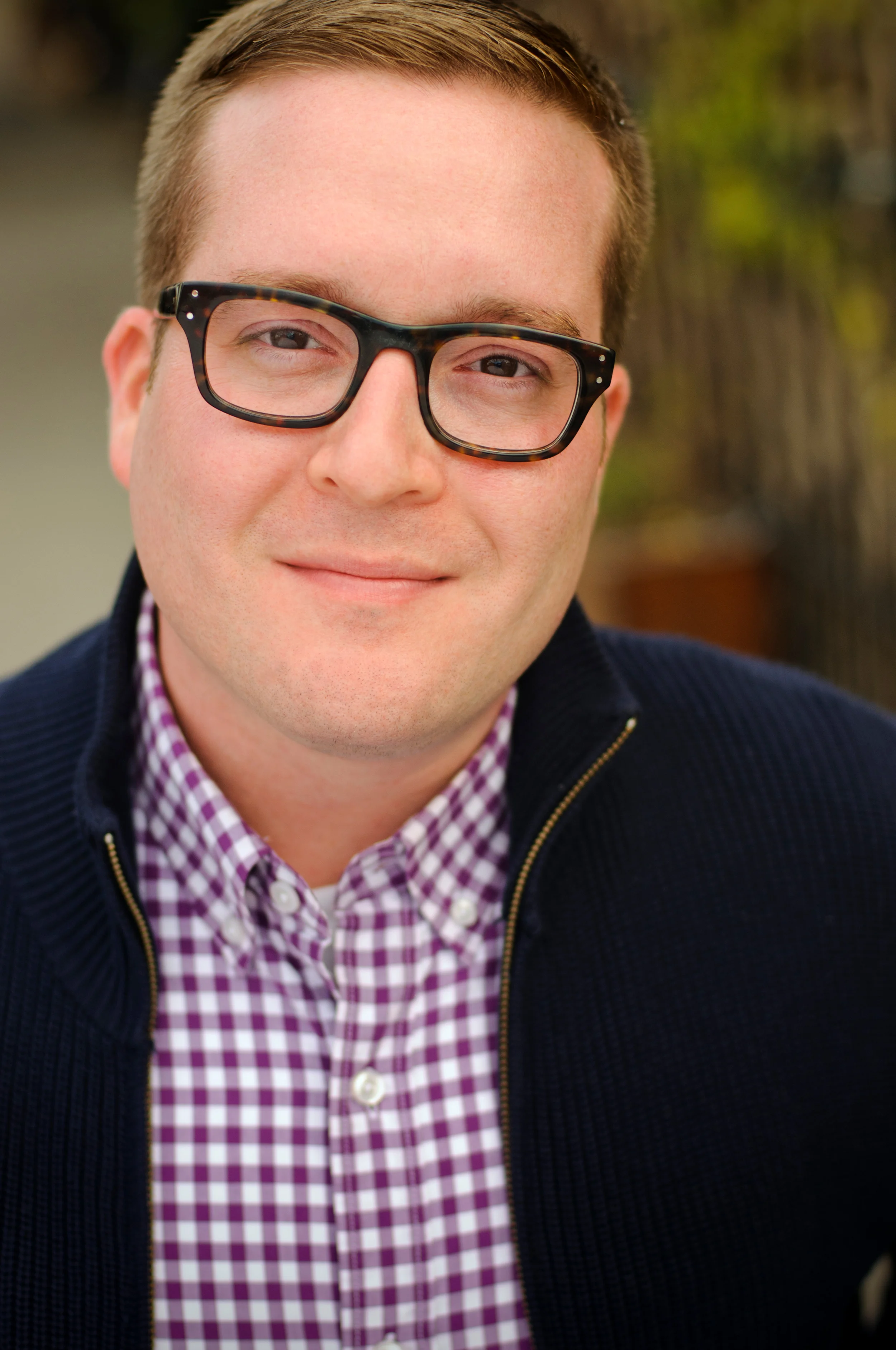  headshot photo by Zack DeZon 