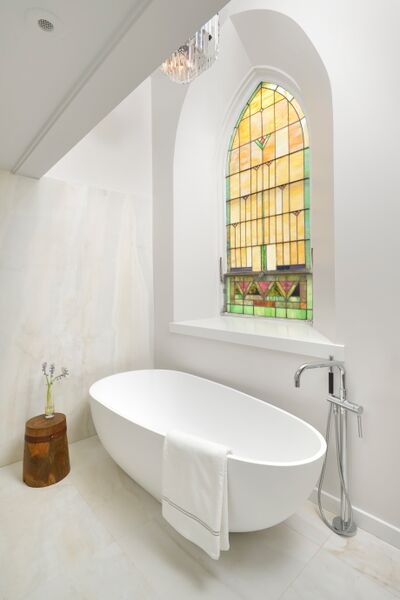 bathtub.jpg