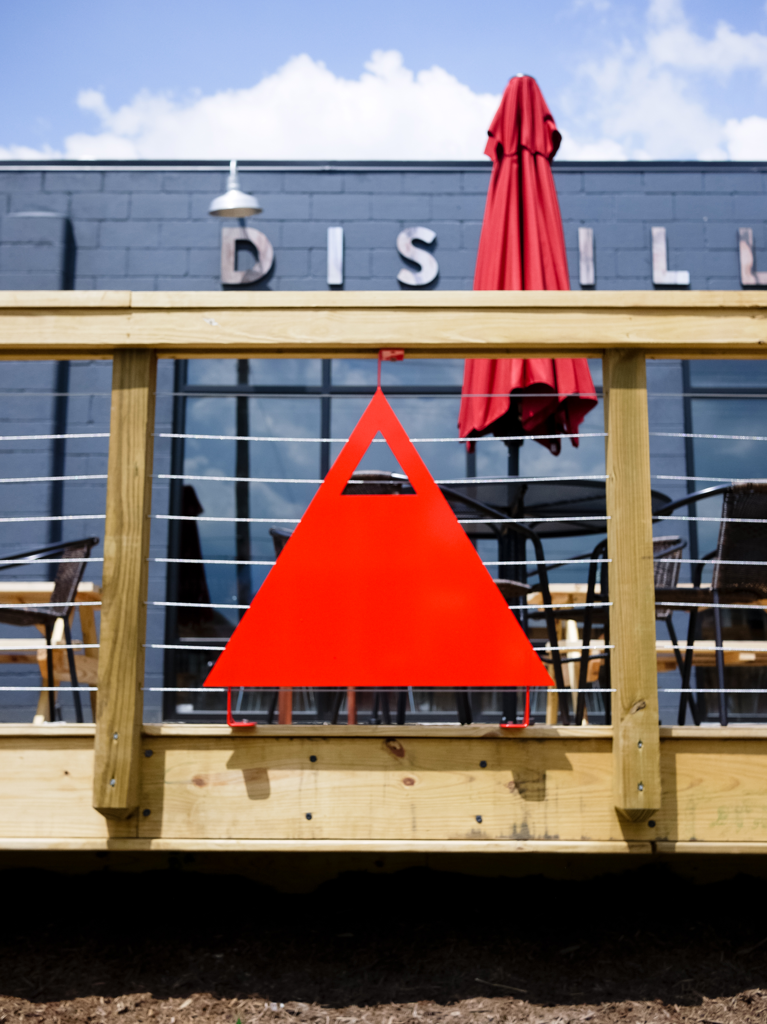 Triangle marker by Clutch.