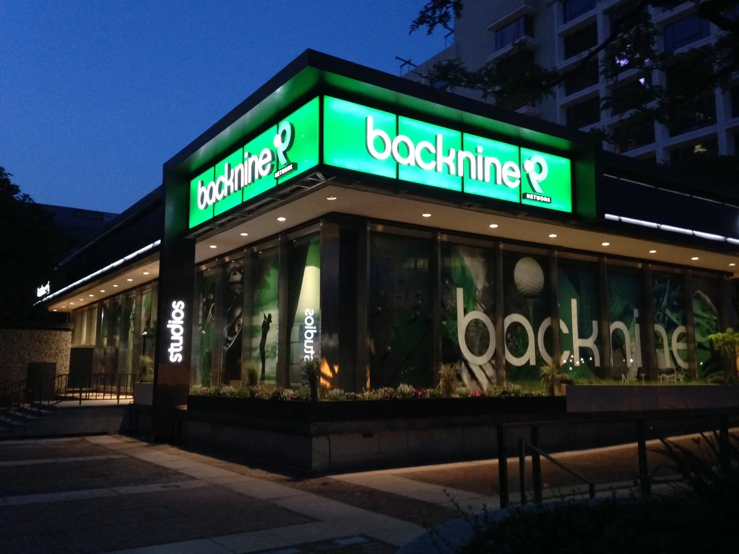 B92.jpg
