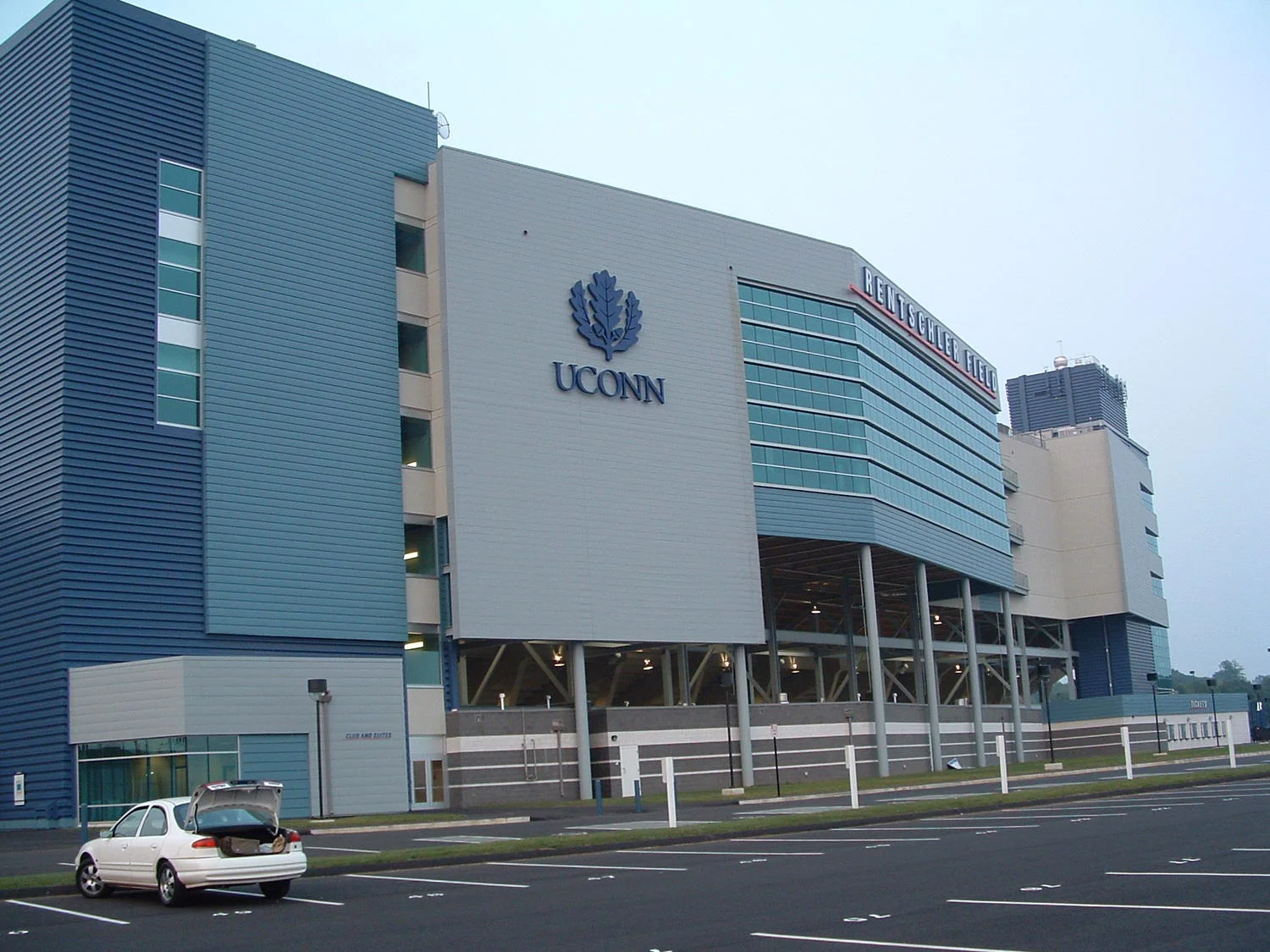 UConn+Stadium.jpg