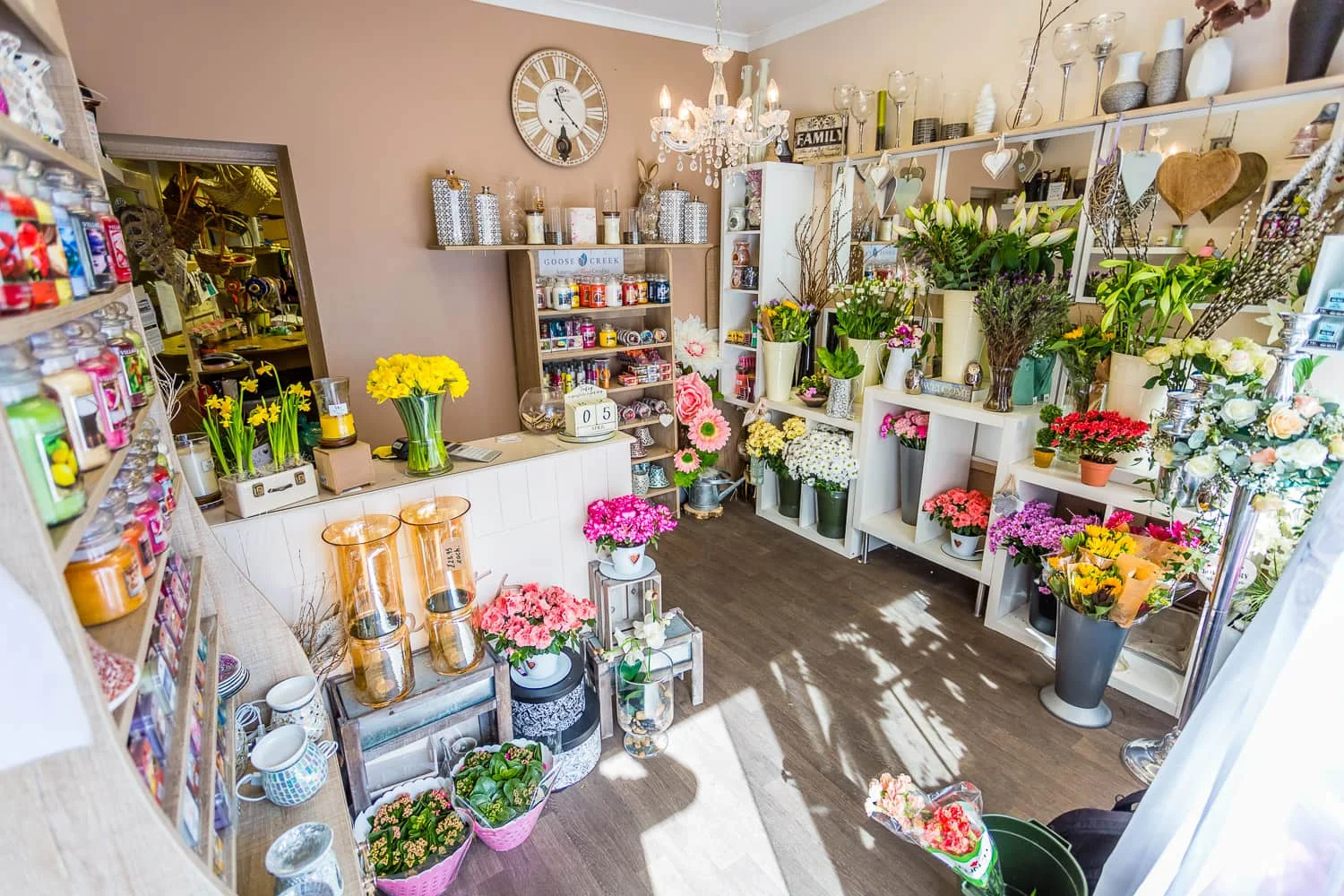 roots florist inside