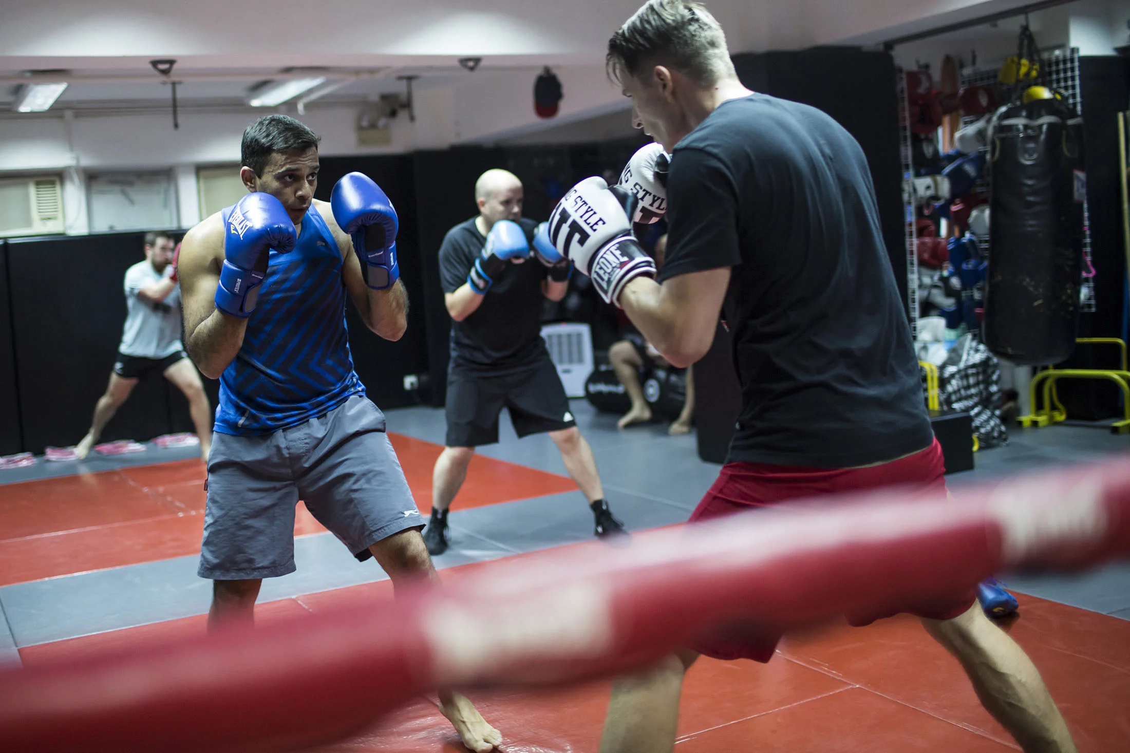 hedge-fund-fight-nite-03.jpg