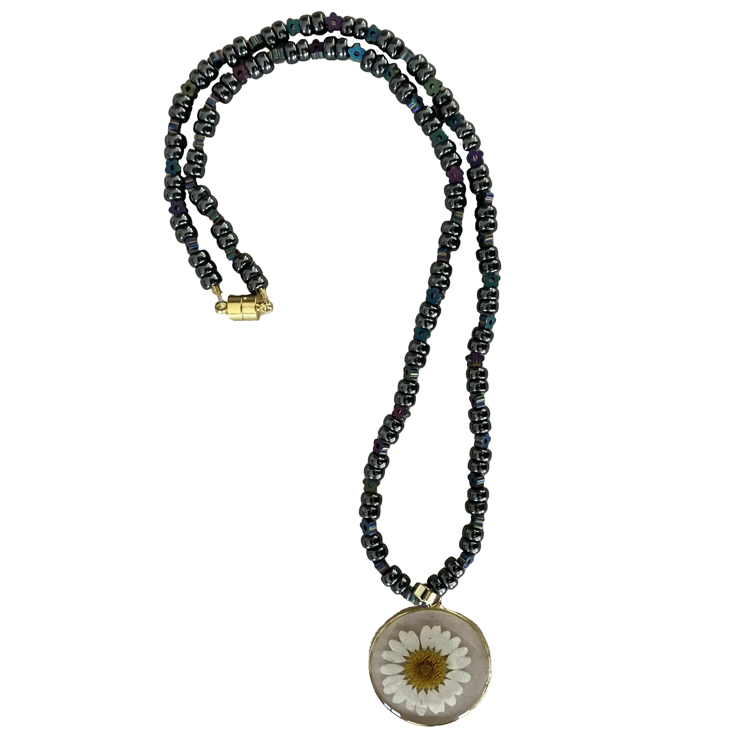 delia daisy necklace.webp