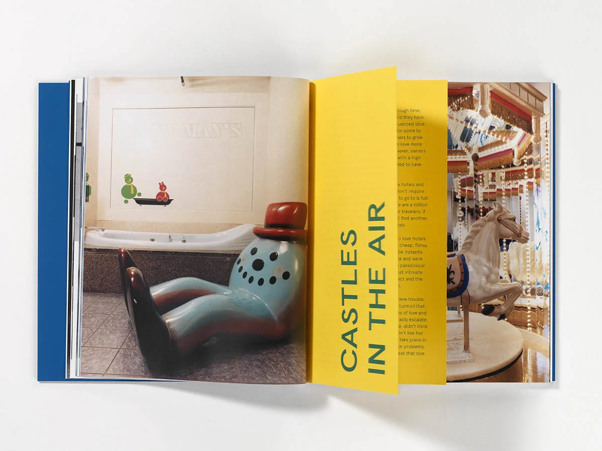 iRiS_Issue02_Spread_01.jpg