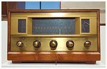 1959 radio with tuning knobs (source: Wikipedia)