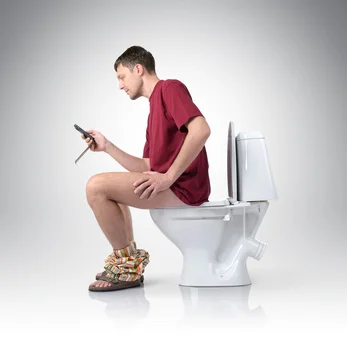 toilet_man(Fotolia).jpg