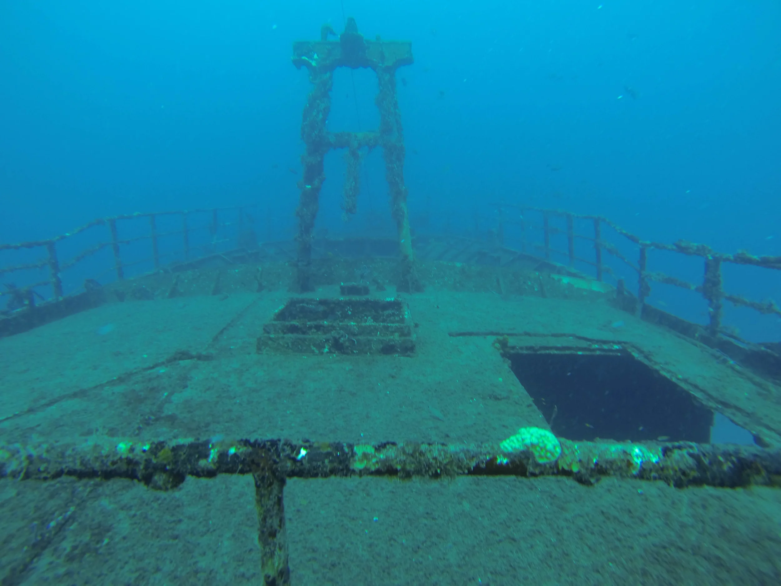 wreck dive 3.jpg