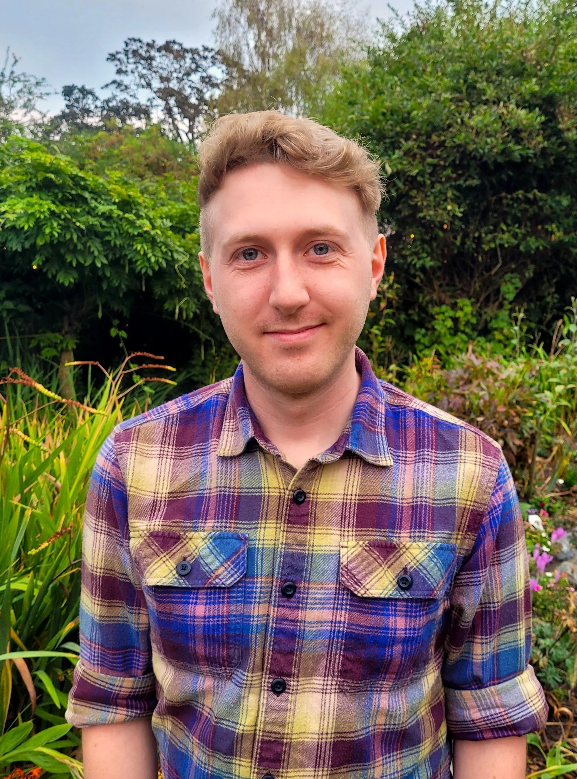 Oct 3 Simon Inglis HEADSHOT.jpeg