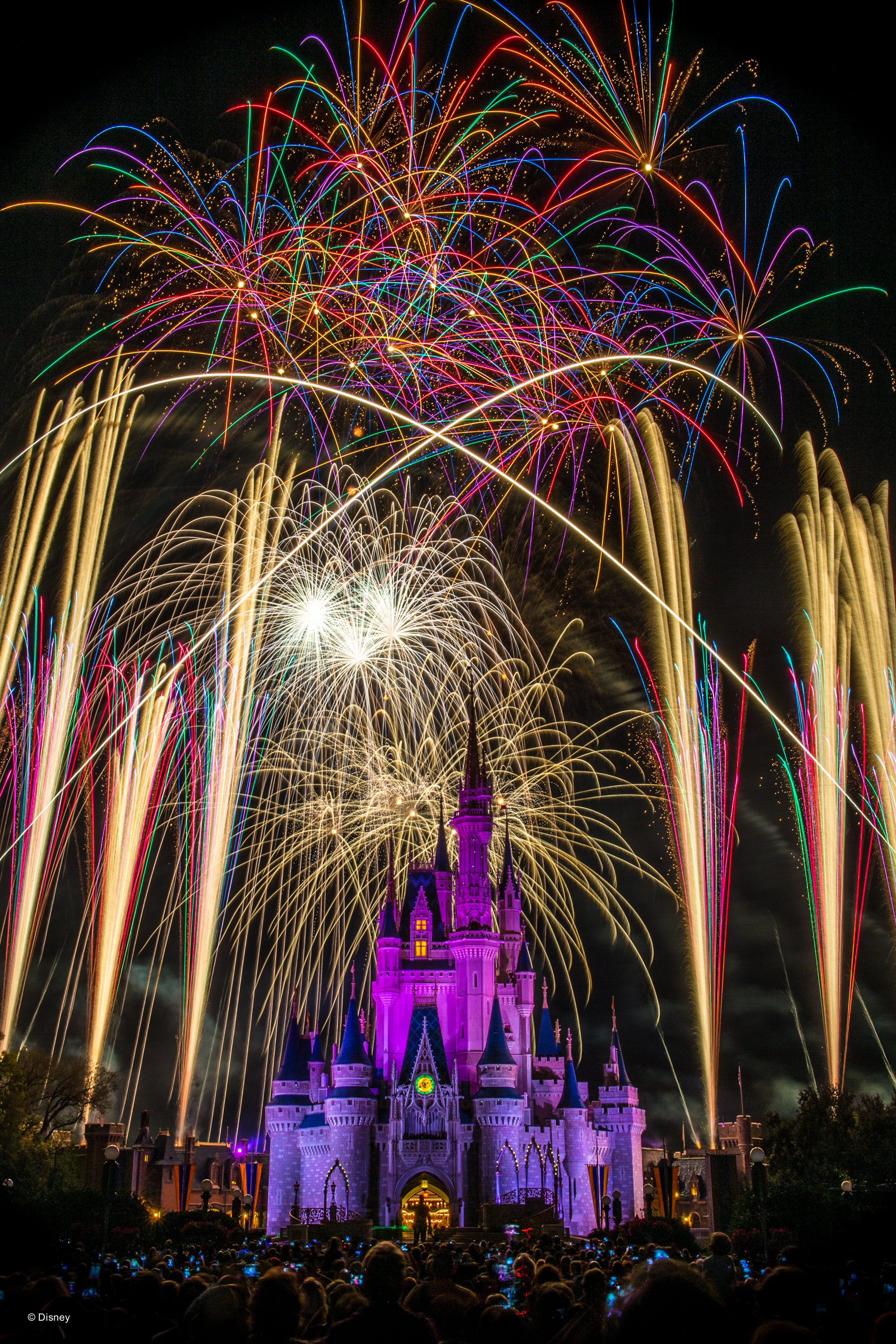 PS - If you find yourself under fireworks with your Boo, then kiss him/her like your life depends on it!