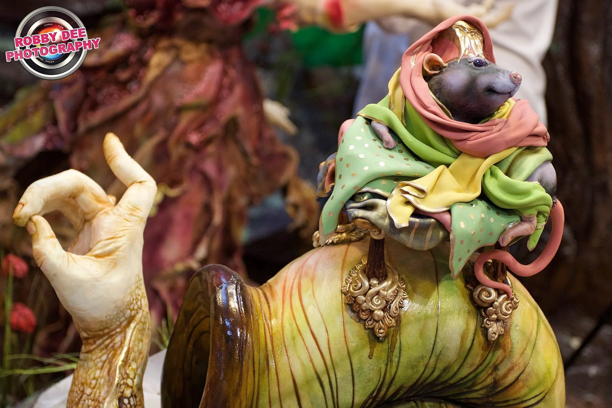 HandSnail2.jpg