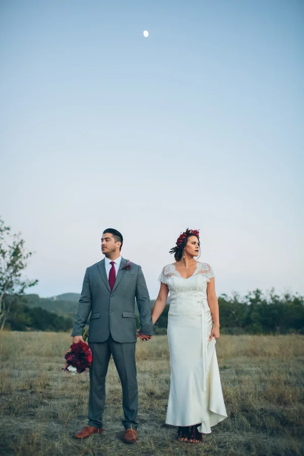 100 Layer Cake: Dark Woodland Vintage Wedding Inspiration