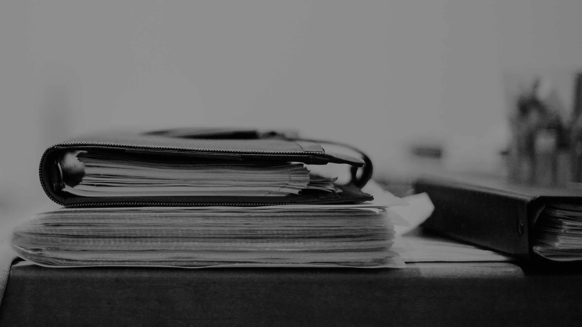 bg-books.jpg