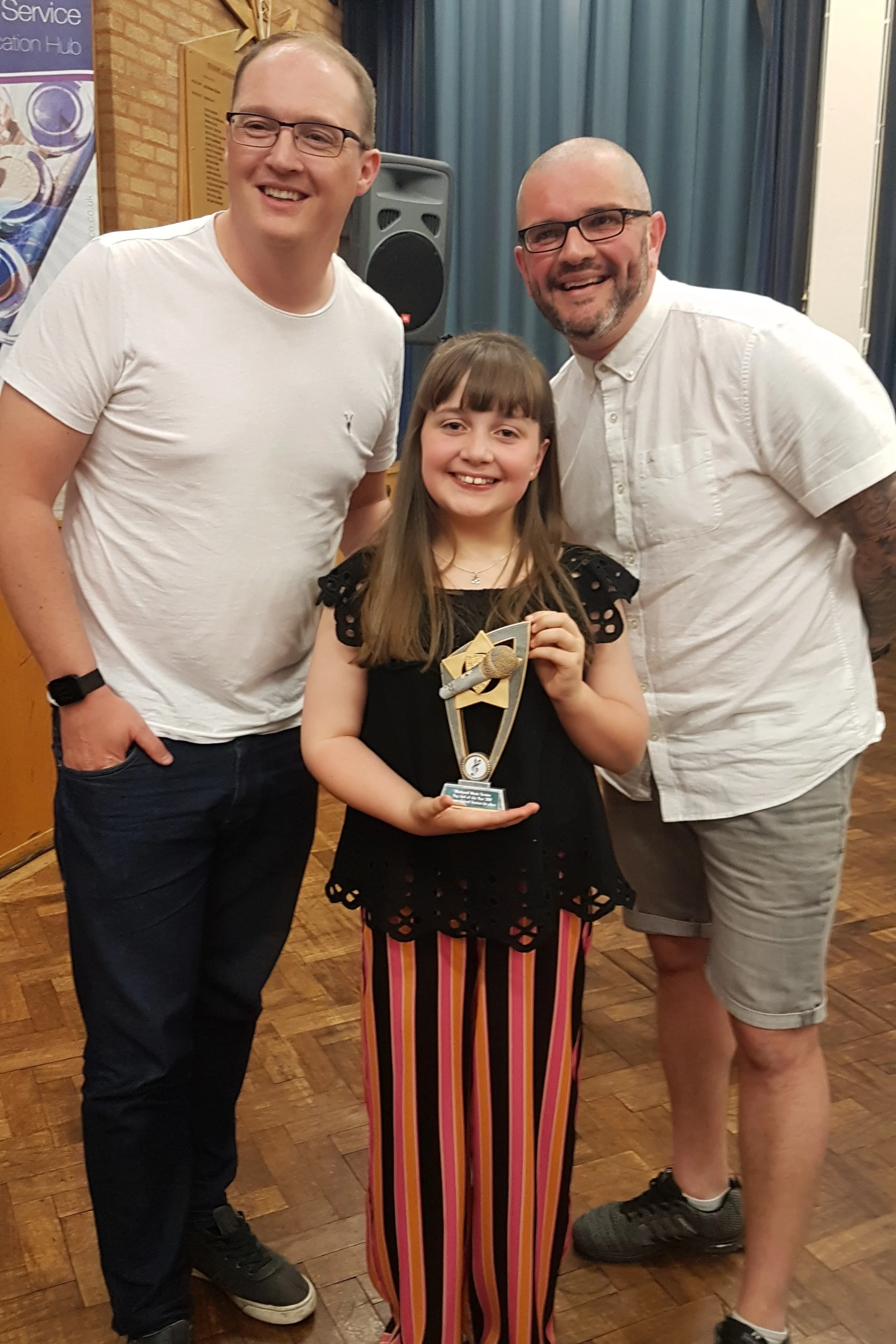 KS2 Pop Idol Winner 2019 with judges Ged Mills and Scott Gallagher