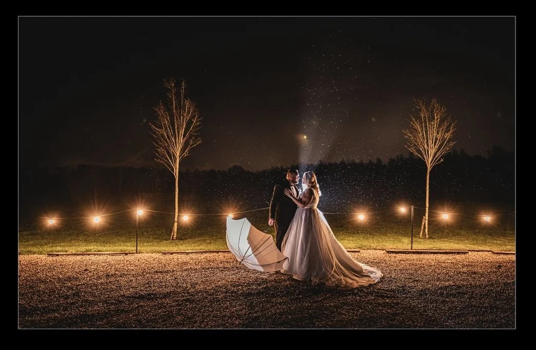 It&rsquo;s been a wonderful 2025, with lots of wonderful Wedding Couples! Wishing you all a very Merry Christmas and a Happy New Year!! I&rsquo;m already looking forward to capturing more amazing weddings in 2026! Best wishes!! 🎁🎄🎅😘 Here&rsquo;s 