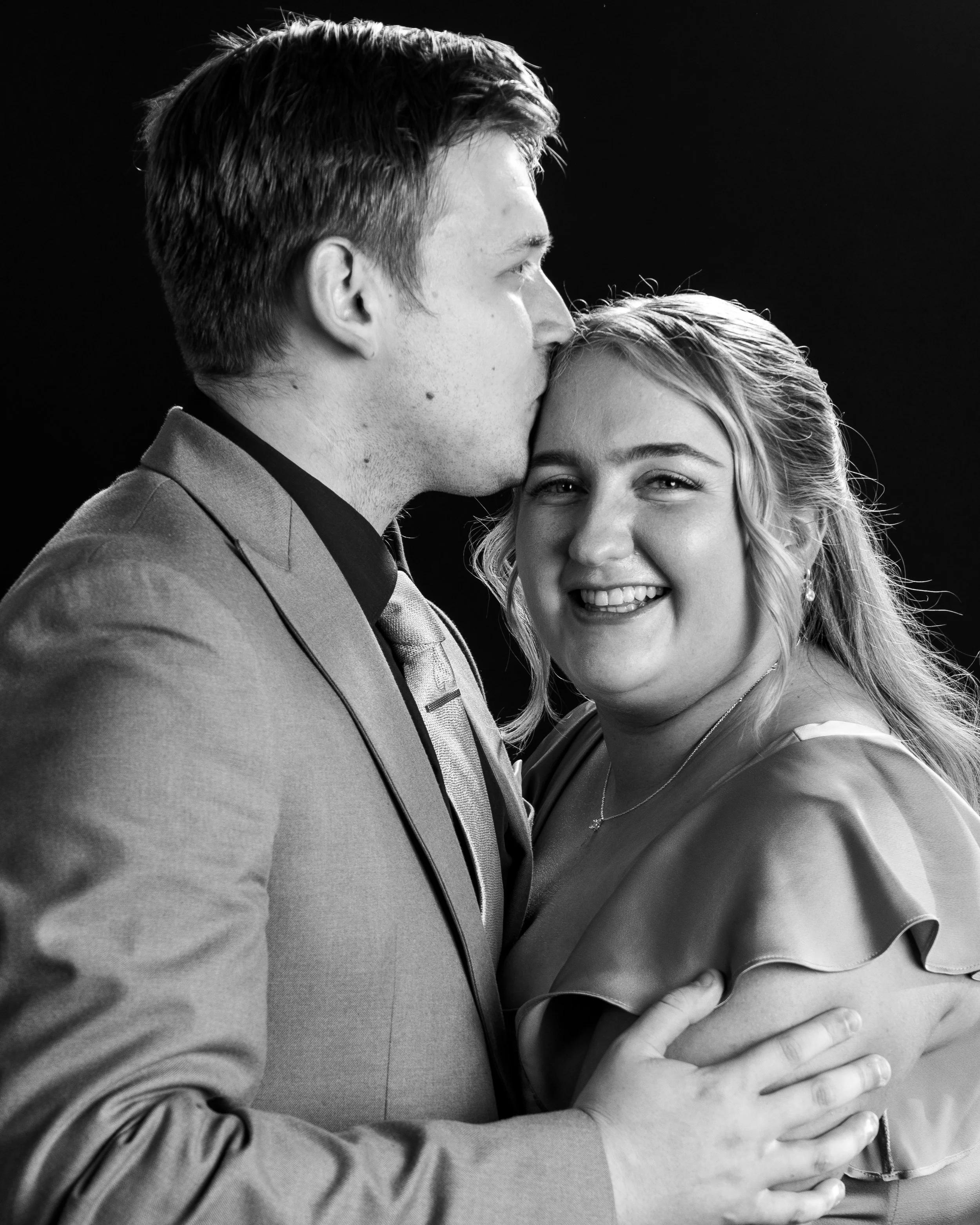 ✨ Holly &amp; Sam | Shottle Hall, Derbyshire (Highlights Part Two)

What an incredible evening at the stunning @shottlehall &mdash; one of Derbyshire's most beautiful wedding venues, nestled in the rolling countryside on the edge of the Peak District