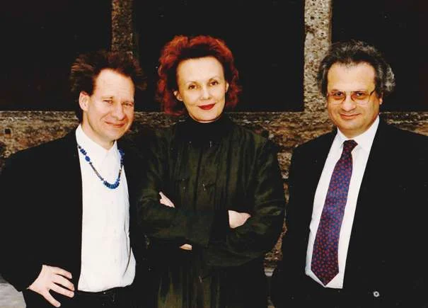 Kaija Saariaho with with Peter Sellars (left) and Amin Maalouf (right) in Salzburg, 1999. Courtesy Kaija Saariaho.