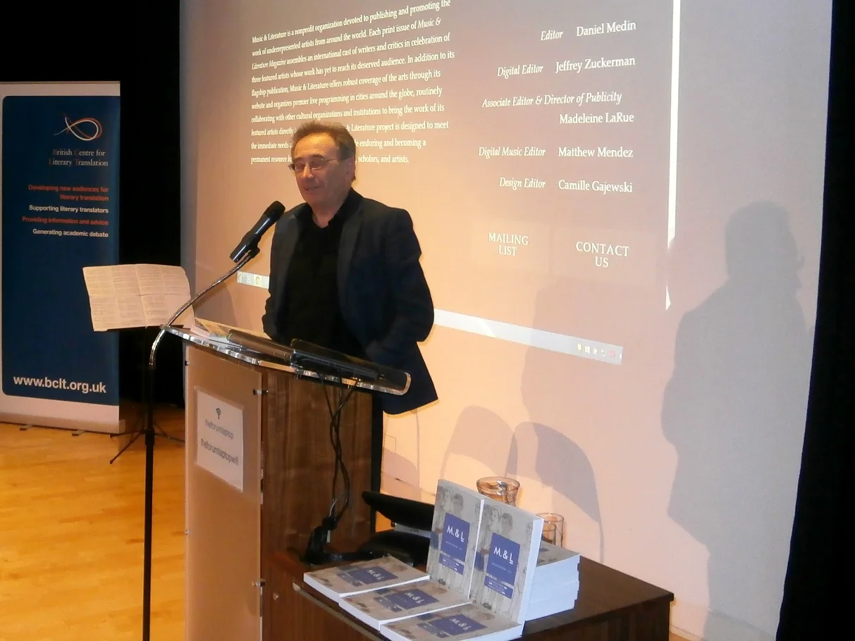 George Szirtes speaks to the audience