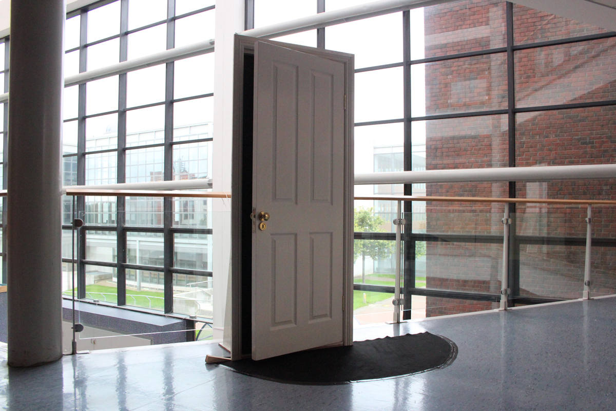 door DCU 3 1200.jpg