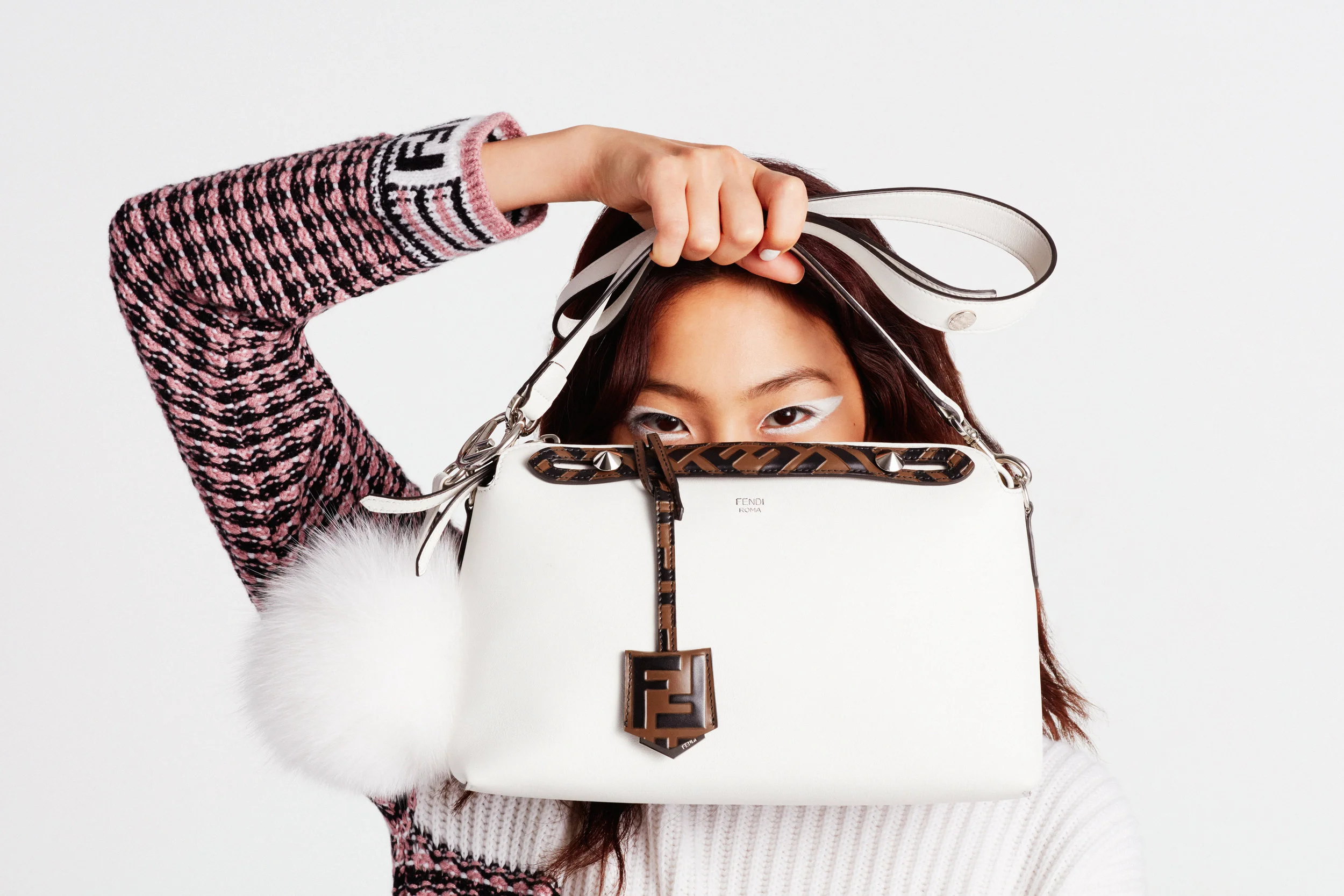 FENDIRAMA Capsule Collection 2018_model HOYEON JUNG.jpg