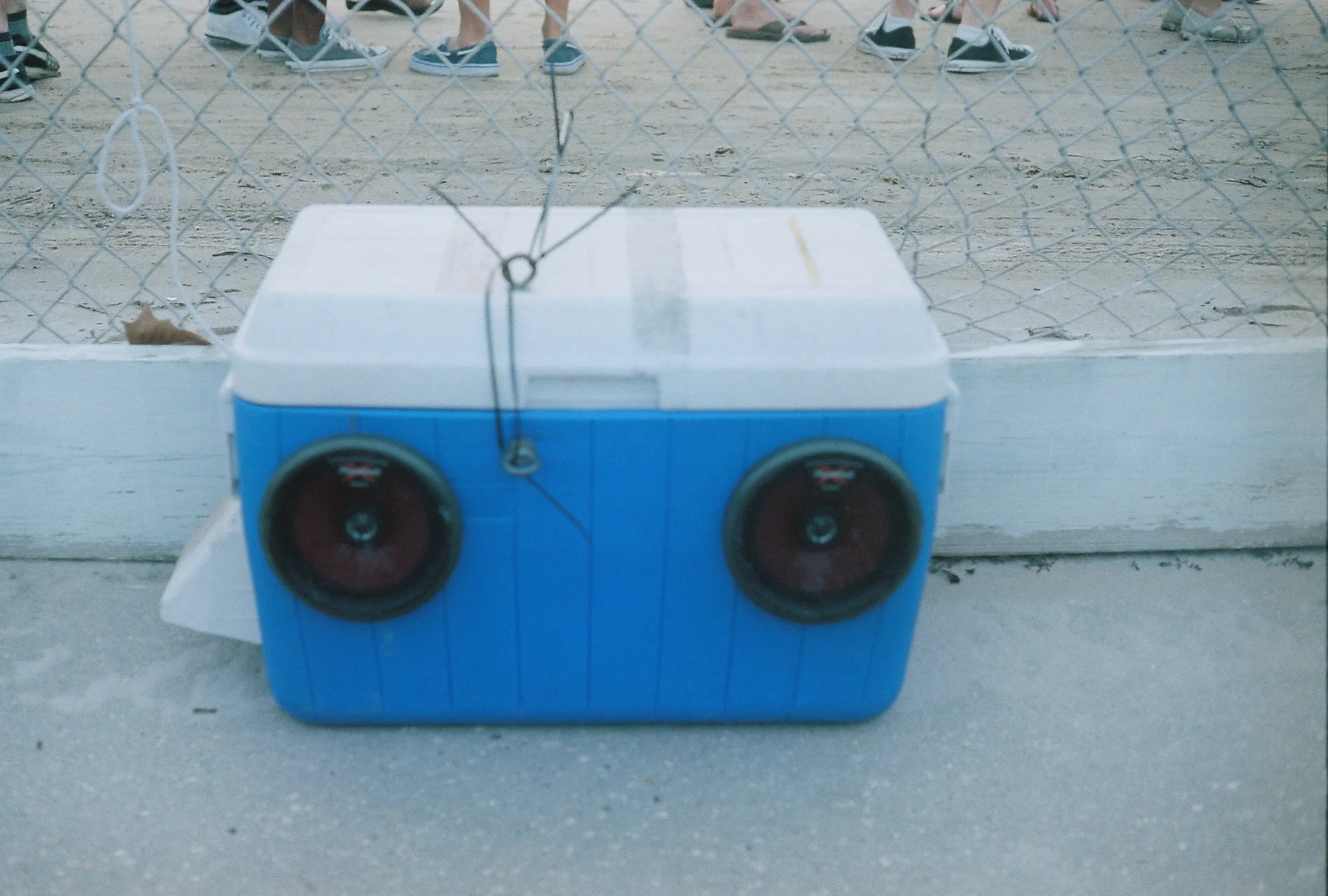 R1-04050-027A.jpg