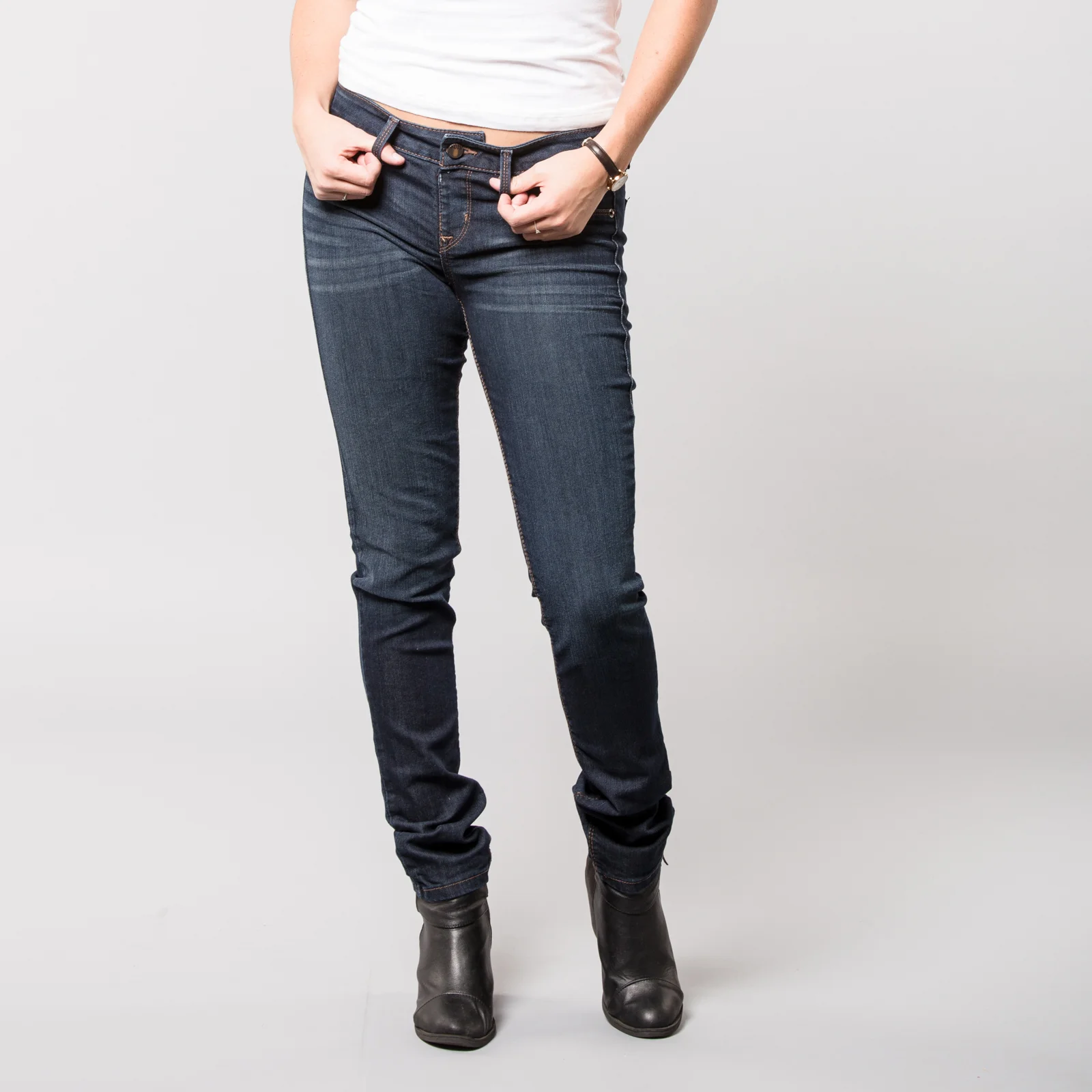 IMG_9942_Cyan-Clothing-Shoot-144.jpg