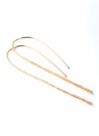 Lasso Earrings.png