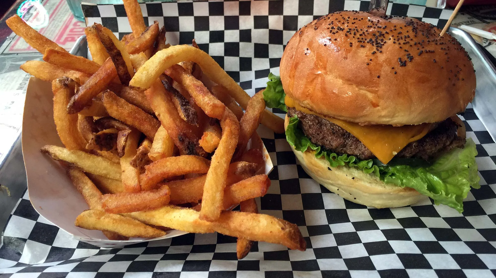 Grafitti's at Union St. - 409ER Burger
