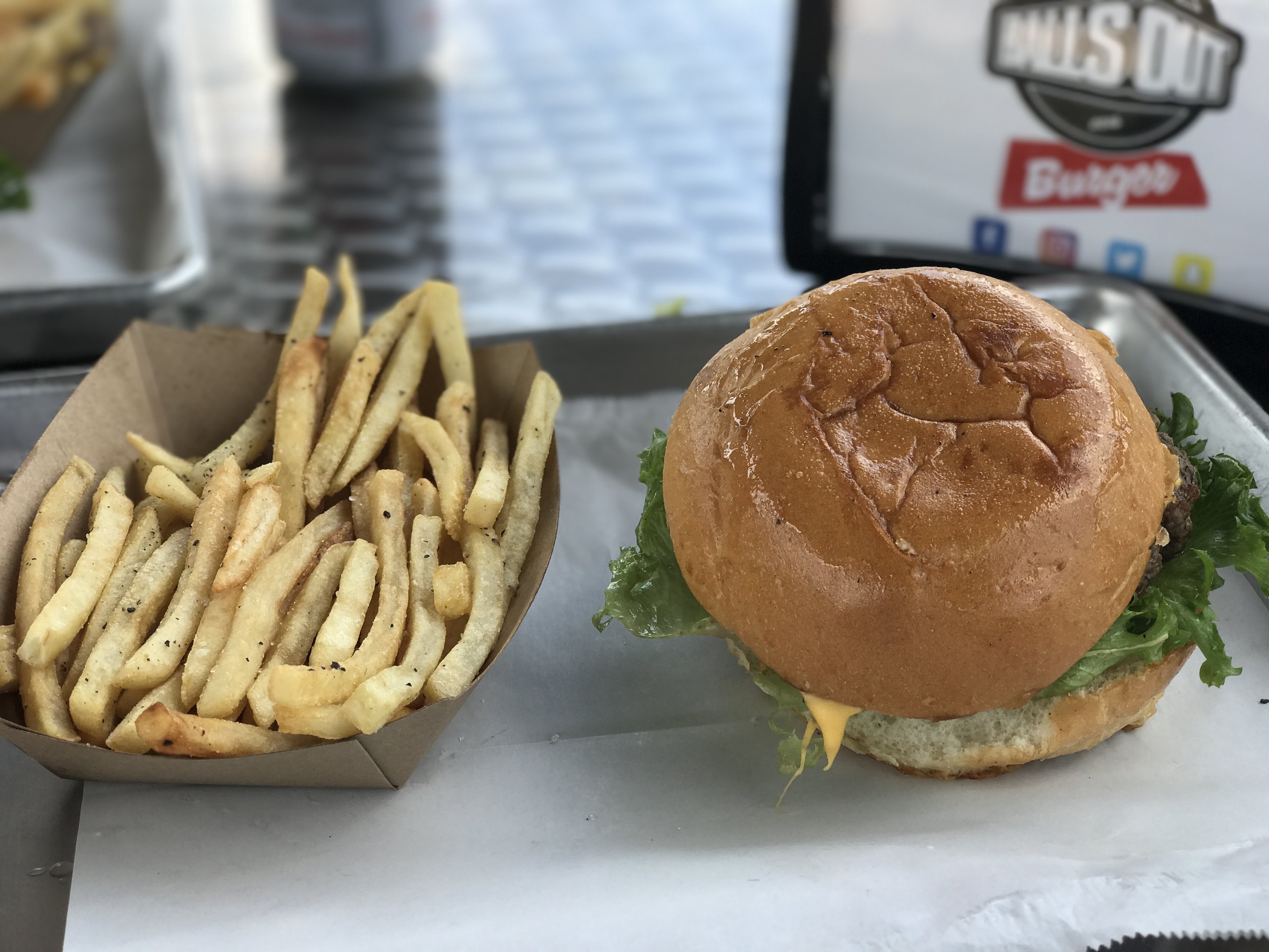 Balls Out Single Cheeseburger