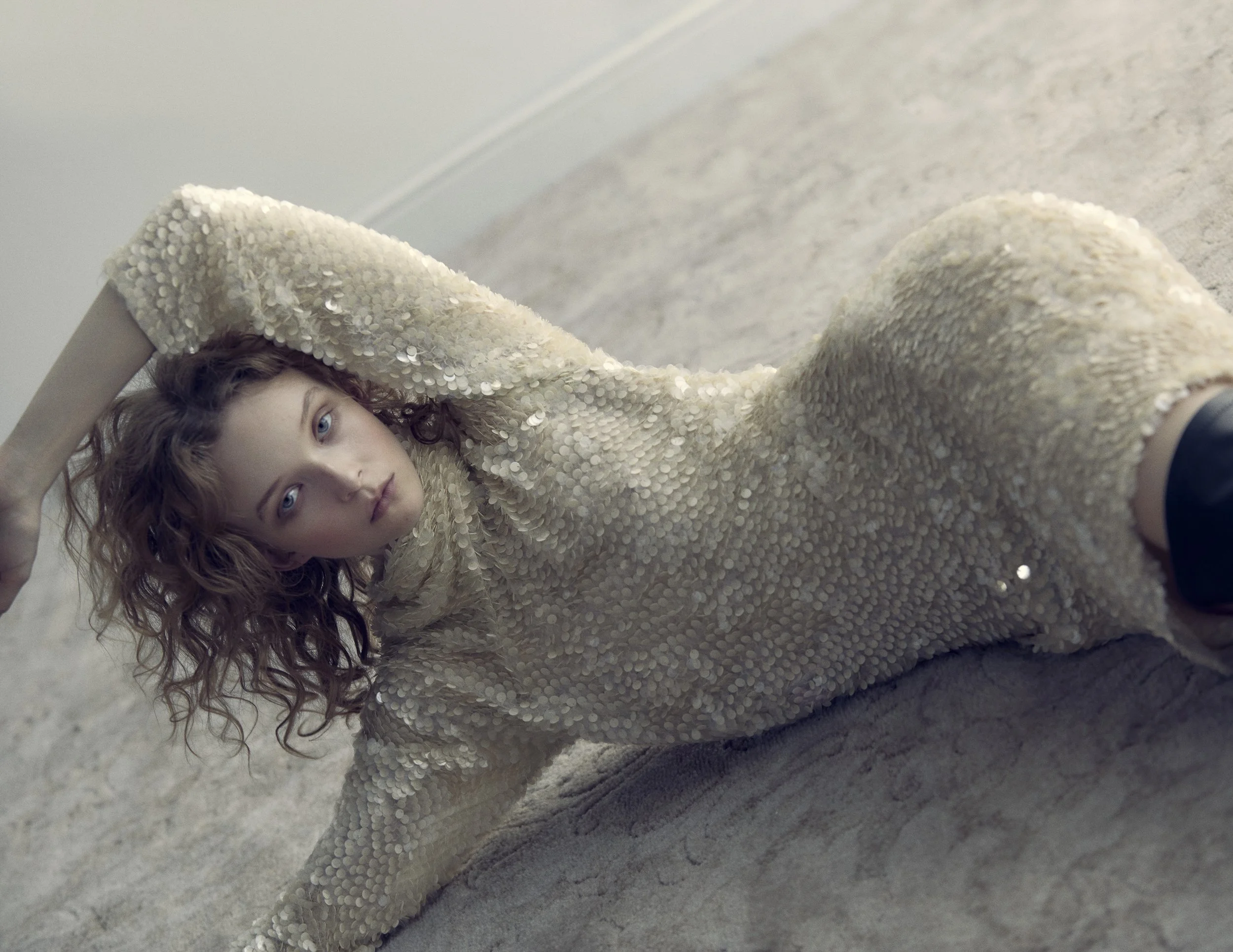 THE GLASS MAGAZINE, GOLDEN HOUR