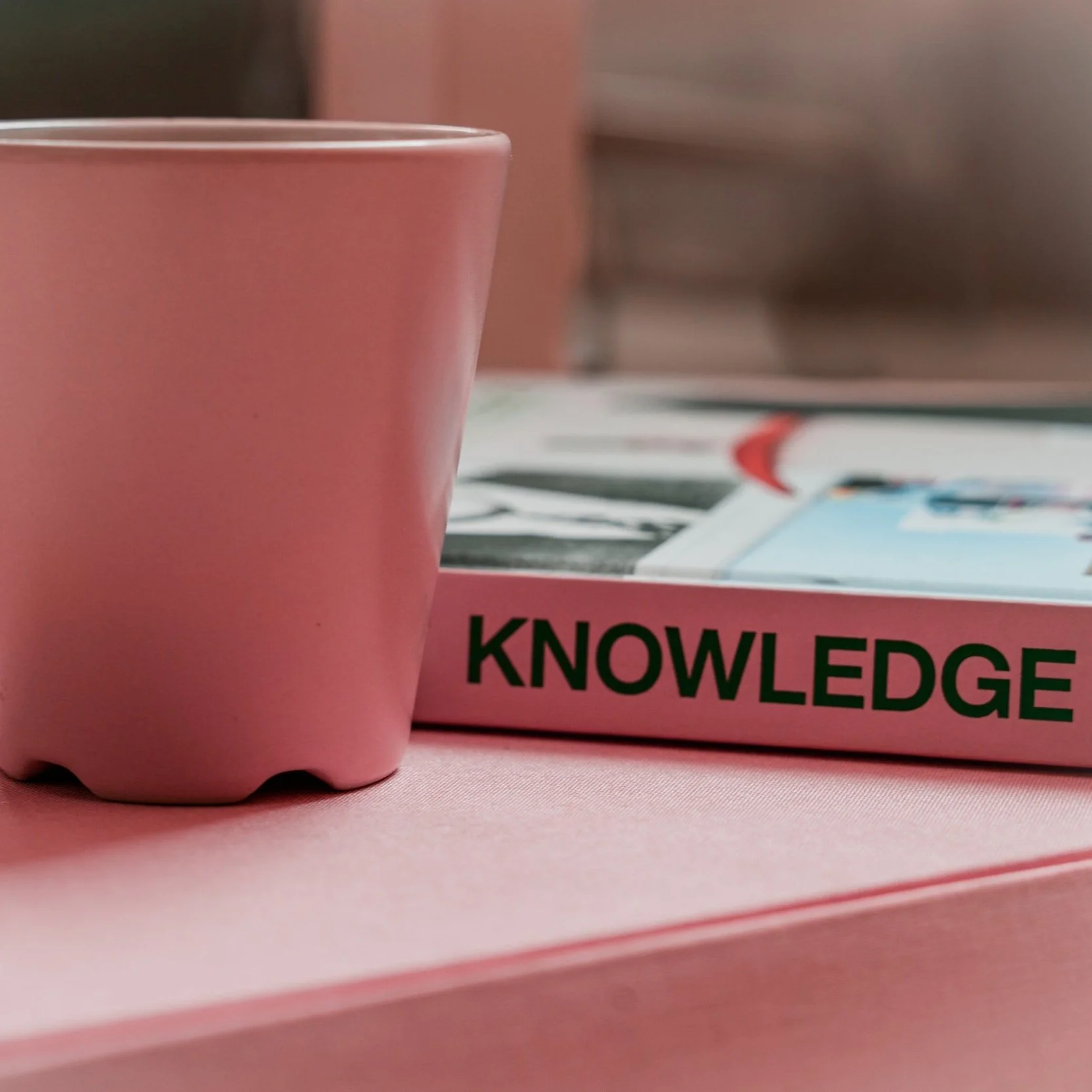 PEOPLE of KNOWLEDGE